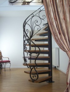 spiltrap,draaitrap,smeedijzer,trapleuning,leuning,smeedijzer,kunstsmeedwerk,trappen,wenteltrappen,draaitrappen,spiltrappen