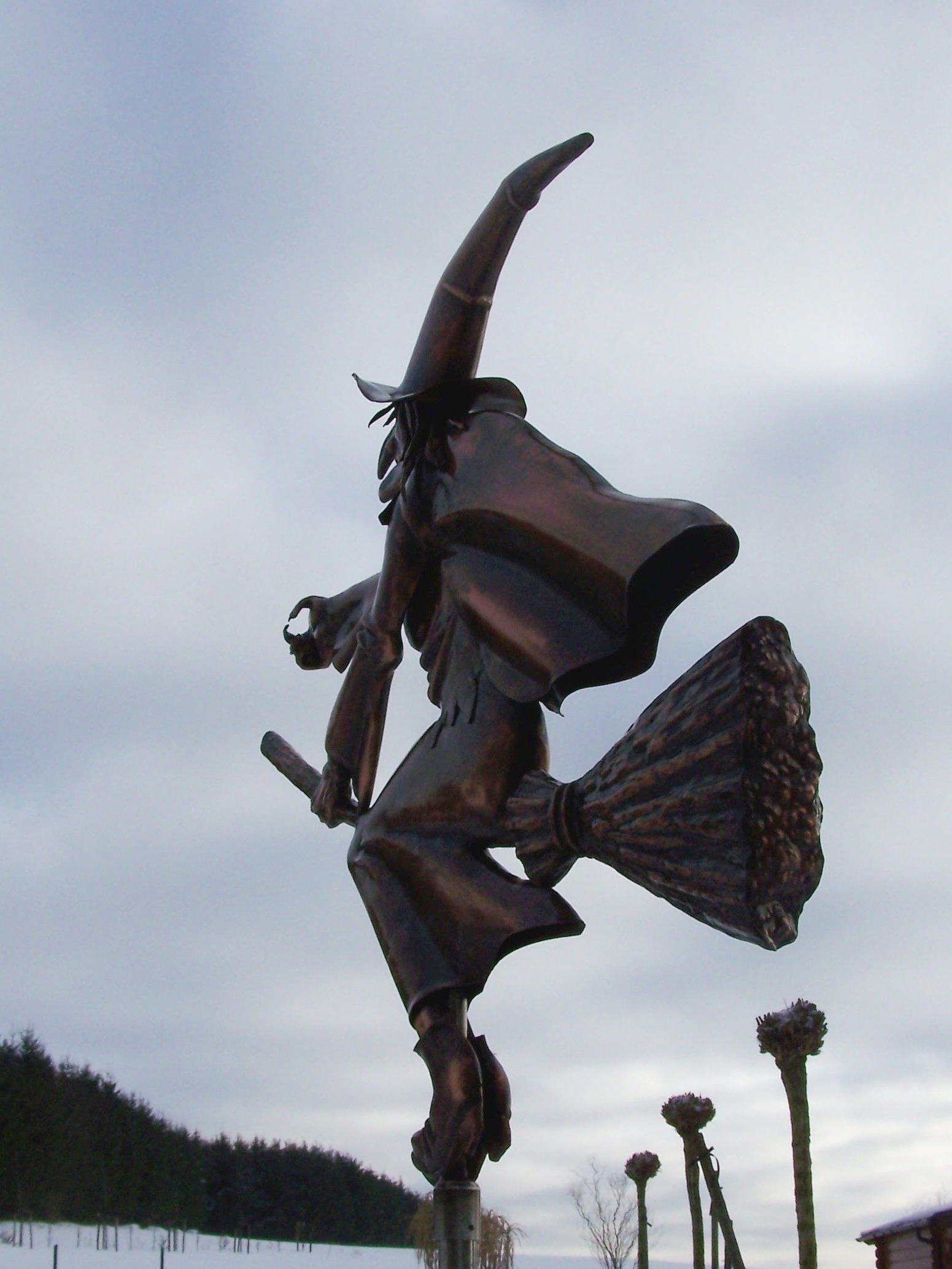 girouette, sorcière, cuivre,